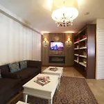 Saffron Hotel
